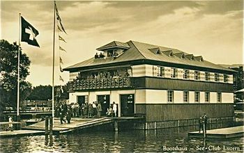 1930: Das zweite Bootshaus beim Inseli, vor dem heutigen KKL. Quelle: See-Club Luzern Archiv